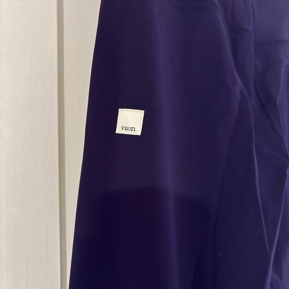 Vuori AllTheFeels Slim Flare Legging in Blue Coast- XS - Picture 4 of 4